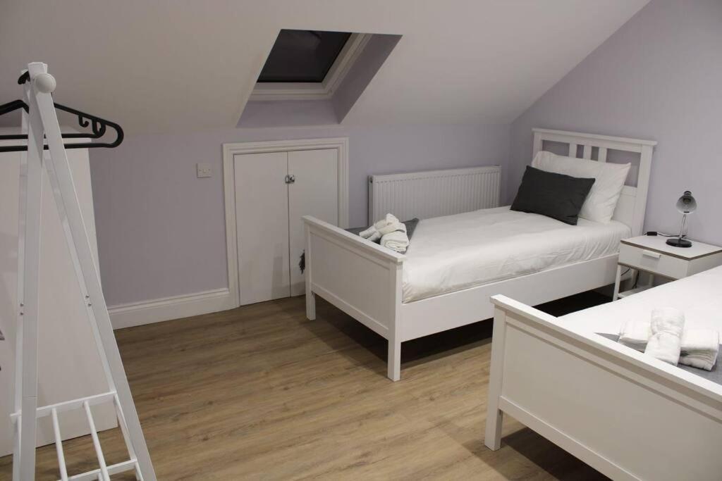 5 Star Apartment Londra Dış mekan fotoğraf